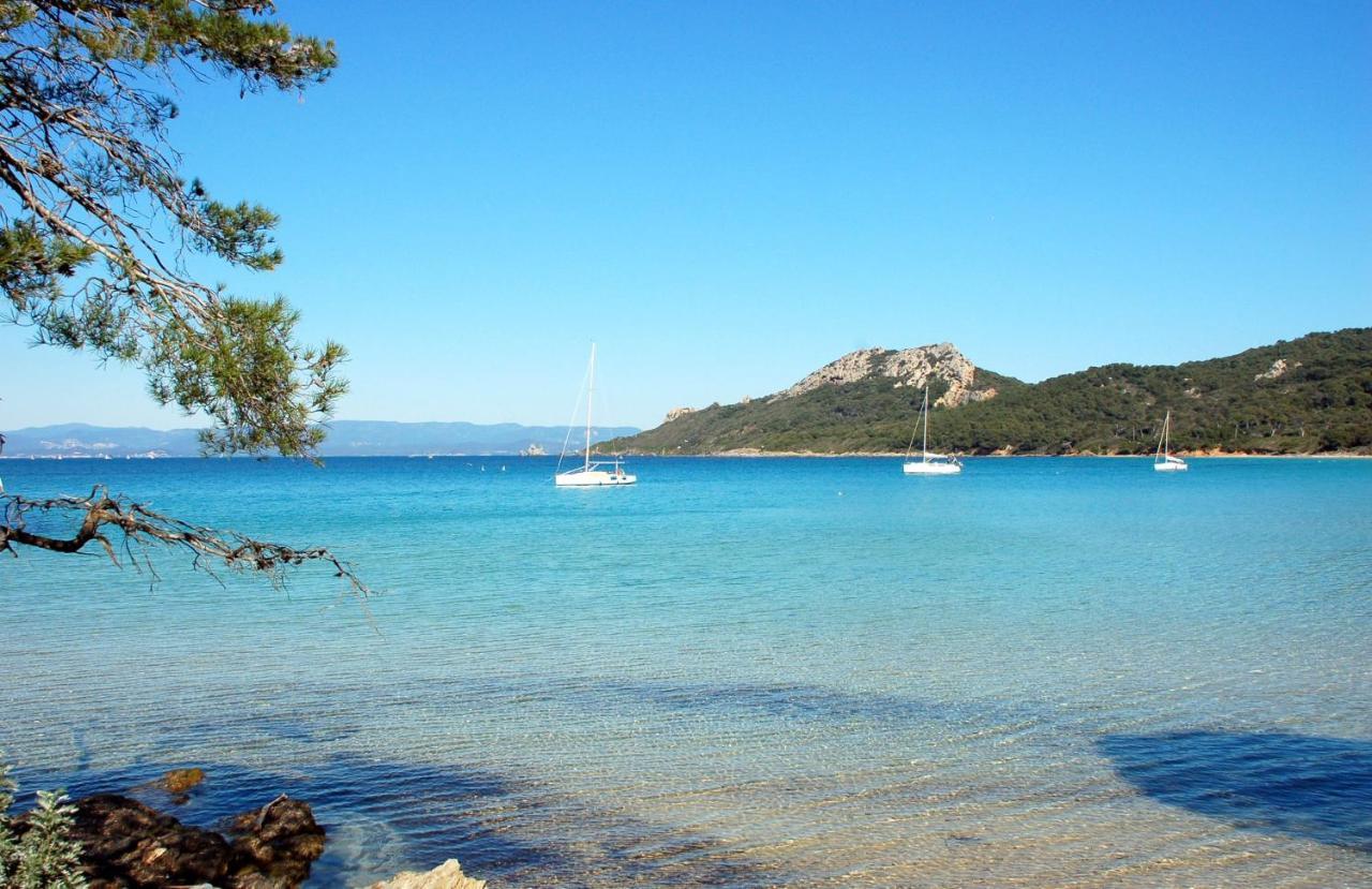 Appartement En Residence Privee, Face A La Mer Avec Acces Direct Plage Hyères Exterior foto