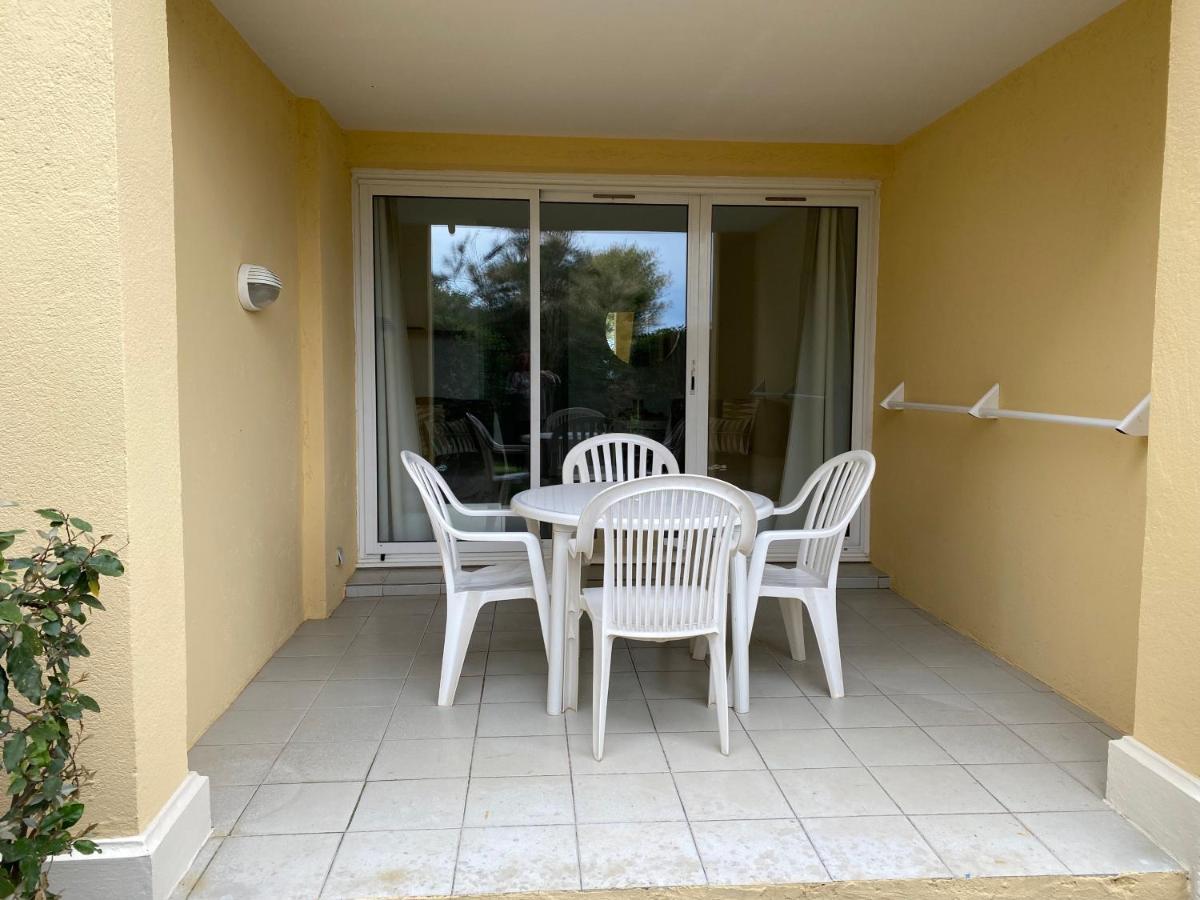 Appartement En Residence Privee, Face A La Mer Avec Acces Direct Plage Hyères Exterior foto