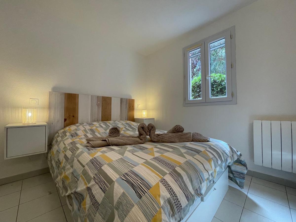 Appartement En Residence Privee, Face A La Mer Avec Acces Direct Plage Hyères Exterior foto